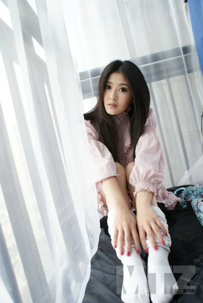 [合集]MTZ·美腿志 特色（真实随意）美腿丝总15期，大小874M[新收录]-我的动漫