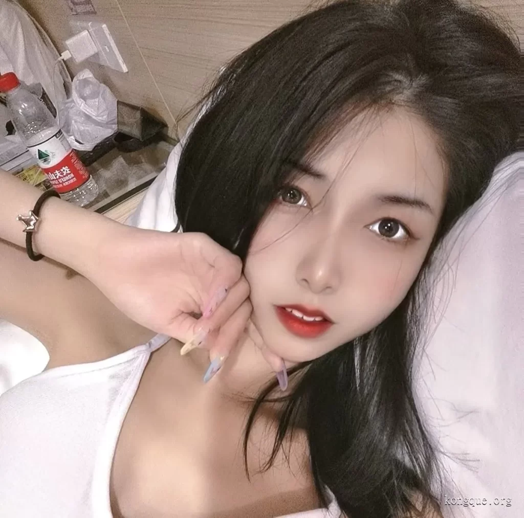 图片[6]-鱼鱼足影 – 全套足袜写真&视频[91期-2024.8]-我的动漫